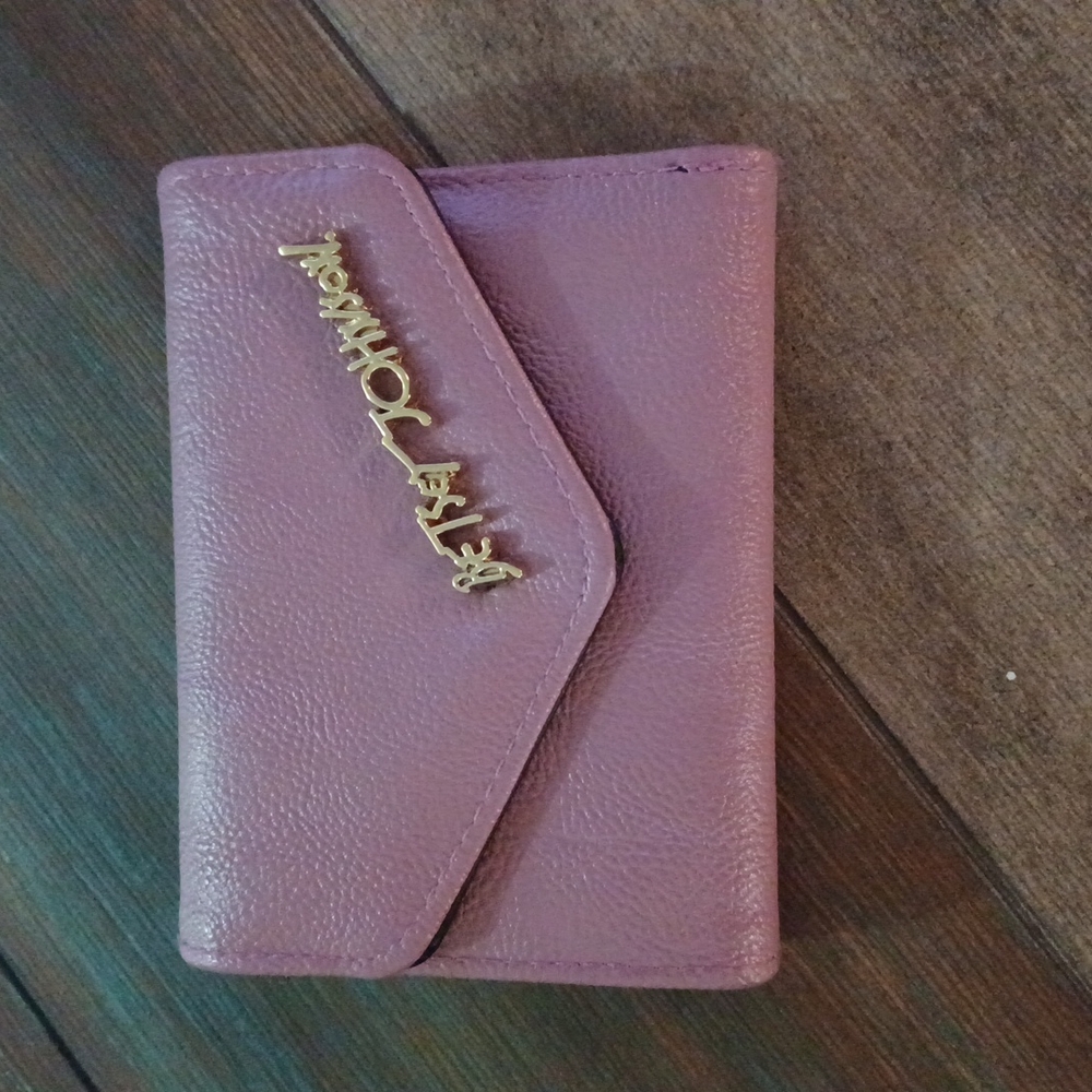 Betsey Johnson wallet